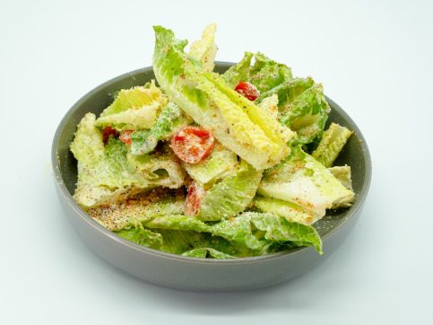 Tom-Bergins-Caesar-Salad-Best-Irish-pub-in-Los-Angeles