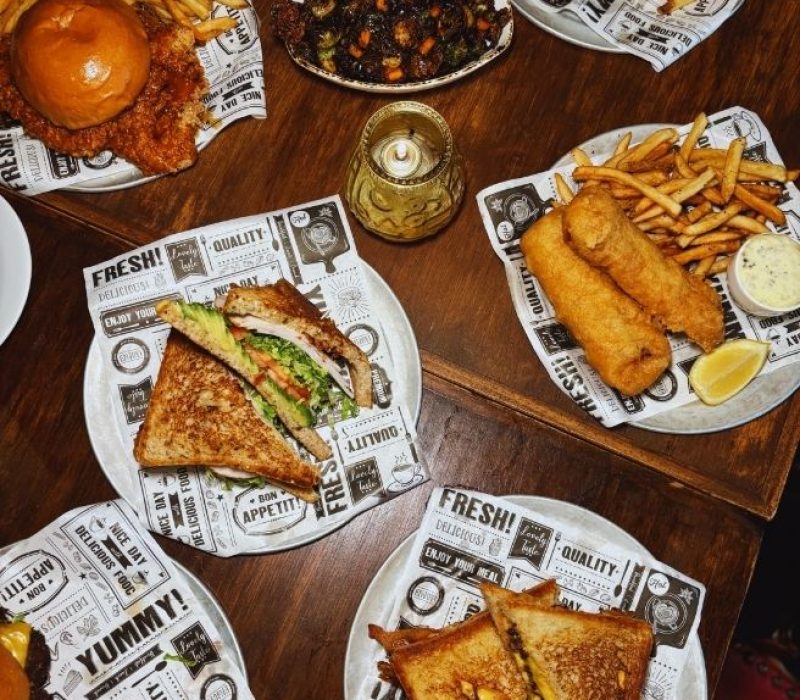 Tom Bergin's - Classic Irish-American Pub in Los Angeles