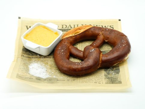 Tom-Bergins-Pretzels-Best-Irish-pub-in-Los-Angeles