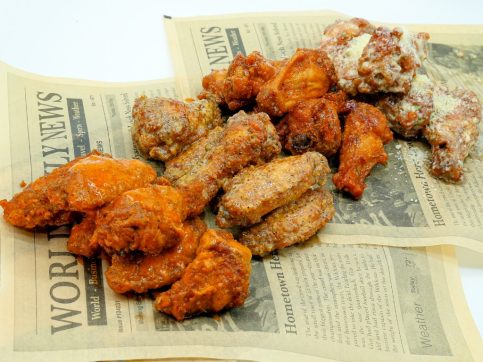 Tom-Bergins-tasty Wings-Best-Irish-pub-in-Los-Angeles